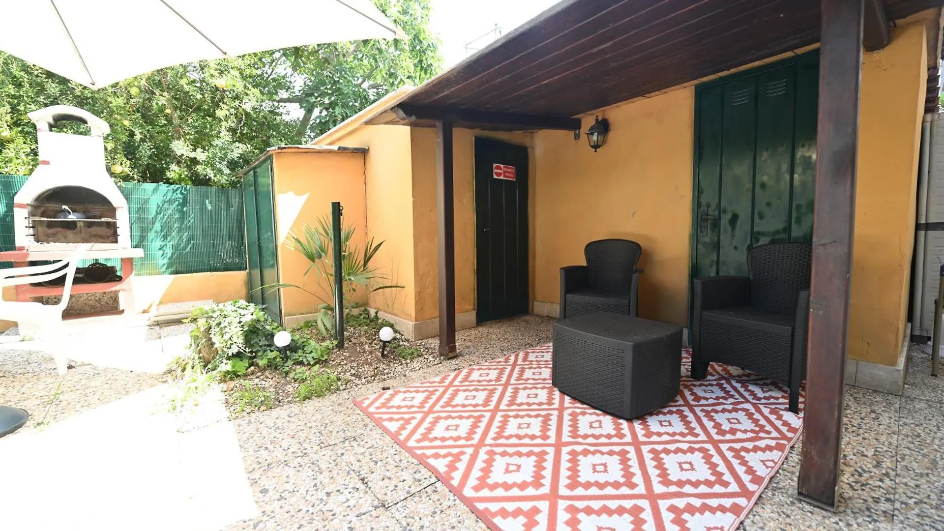 Appartamento Con Delizioso Giardino Acilia Apartment